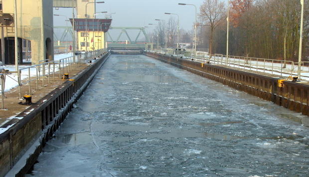 Schleuse bei Feudenheim. Schleuse bei Feudenheim.