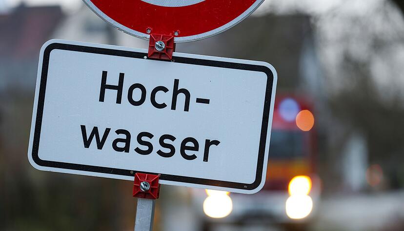 Die Sch&auml;den des Juni-Hochwasser 2024 gehen in die Milliarden. Wie k&ouml;nnen sich Hausbesitzer sch&uuml;tzen? (Archivbild)