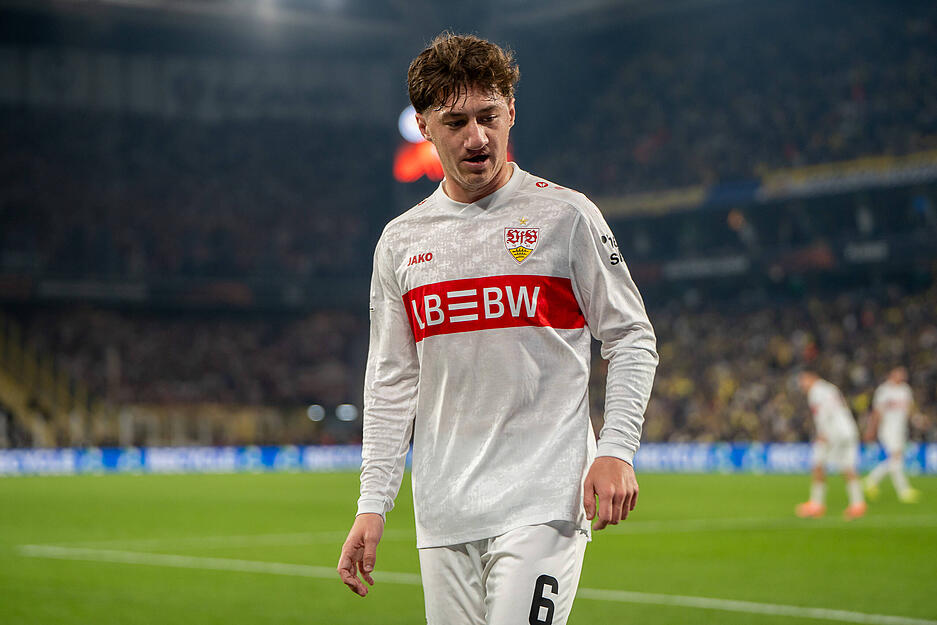 Angelo Stiller: Verursacht den Elfmeter, der zum 0:1 führte. Nicht clever verteidigt in der Situation. Wenig einfallsreiche Momente im Spielaufbau. Note: 4,5