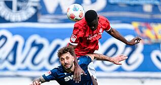 Unterlegen: Fabian Schleusener und der KSC verlieren gegen Kaiserslautern und Maxwell Gyamfi