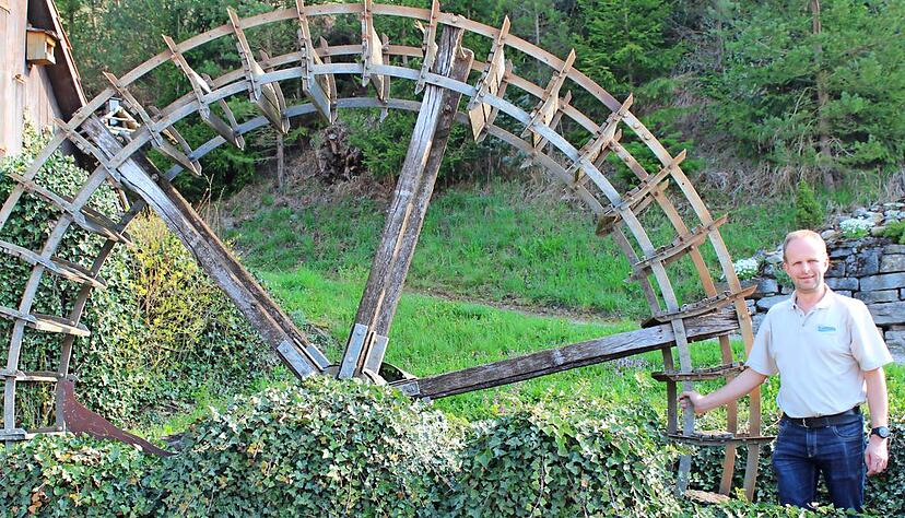 Matthias Hofmann backt in Sindeldorf künftig nur noch getreidefreie Low-Carb-Produkte. Seine Mühlenbeck-Bäckereifilialen (hier in Öhringen) verkauft er an die LBV-Bäckerei in Schrozberg.Fotos: Griesinger/privat Matthias Hofmann backt in Sindeldorf künftig nur noch getreidefreie Low-Carb-Produkte. Seine Mühlenbeck-Bäckereifilialen (hier in Öhringen) verkauft er an die LBV-Bäckerei in Schrozberg.Fotos: Griesinger/privat