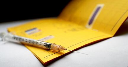 Noch gibt es bei uns lediglich den gelben Impfpass aus Papier. Doch die EU-Länder haben sich nun über ein gemeinsames Konzept für einen digitalen Impfnachweis verständigt. Noch gibt es bei uns lediglich den gelben Impfpass aus Papier. Doch die EU-Länder haben sich nun über ein gemeinsames Konzept für einen digitalen Impfnachweis verständigt.