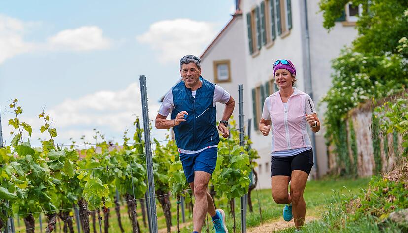 Ex-Referee Merk ist auch nach der Karriere aktiv. Ex-Referee Merk ist auch nach der Karriere aktiv.