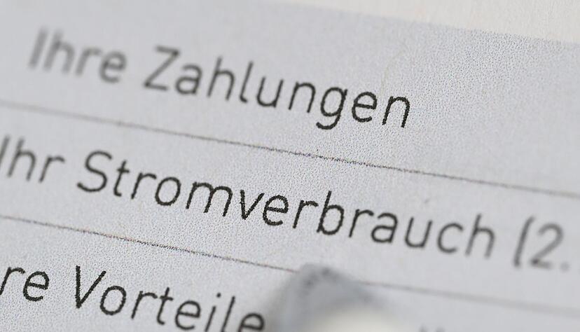 Der Energiekonzern EnBW senkt für rund drei Millionen Kundinnen und Kunden die Energiekosten. (Symbolbild) Der Energiekonzern EnBW senkt für rund drei Millionen Kundinnen und Kunden die Energiekosten. (Symbolbild)