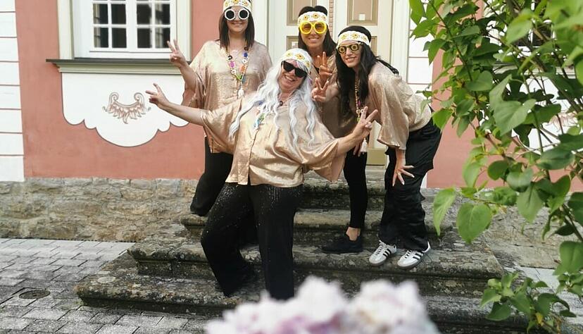 Die Forchtenberger Hippie Maadlich stehen in den Startl&ouml;chern. Foto: privat