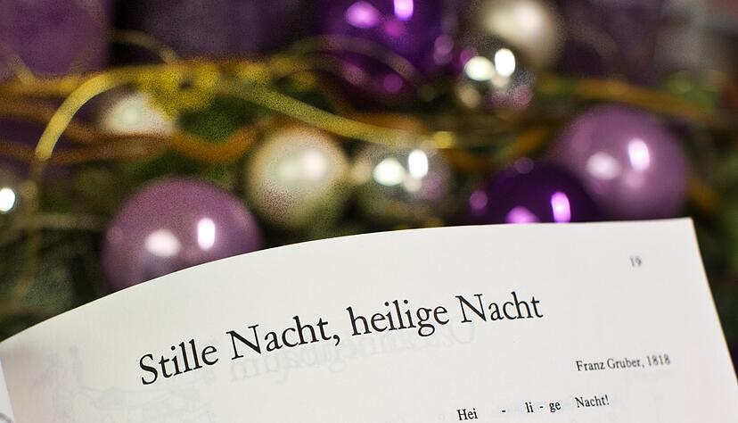 Noten zum Weihnachtslied «Stille Nacht, heilige Nacht». Das Lied erdachten sich ein Hilfspriester und ein Volksschullehrer zwischen 1816 und 1818.