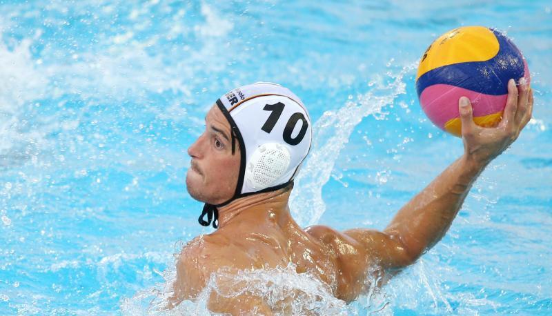 Moritz Oeler traf doppelt f&uuml;r Spandau. Foto: Friso Gentsch