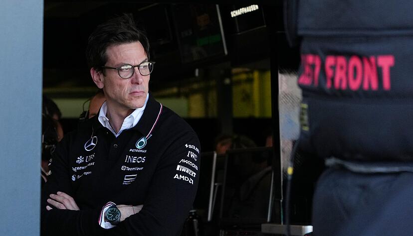 Toto Wolff sucht mit Mercedes nach einem deutschen Formel-1-Fahrer. Toto Wolff sucht mit Mercedes nach einem deutschen Formel-1-Fahrer.