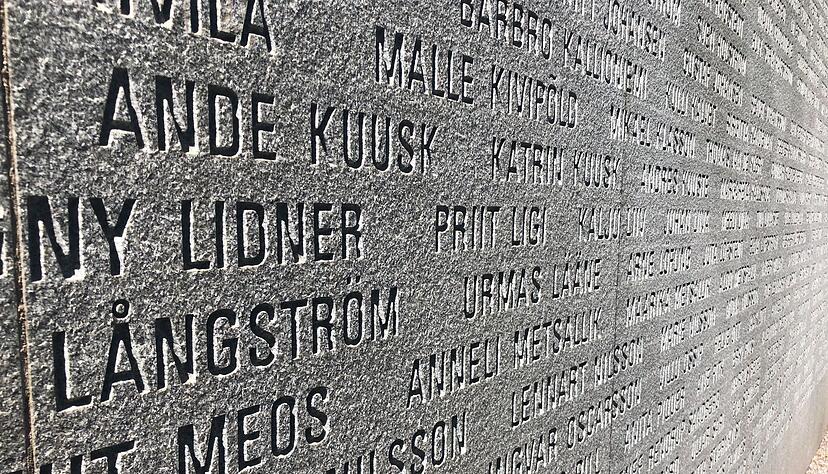 Am Estonia-Denkmal in Stockholm wird der 852 Todesopfer gedacht. (Archivfoto)