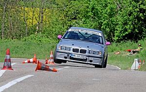 Vorjahressieger Nico Gutzeit fand nach einem starken Trainingslauf bei seinem BMW E36 318ti nicht mehr die richtige Fahrwerkeinstellung. Vorjahressieger Nico Gutzeit fand nach einem starken Trainingslauf bei seinem BMW E36 318ti nicht mehr die richtige Fahrwerkeinstellung.