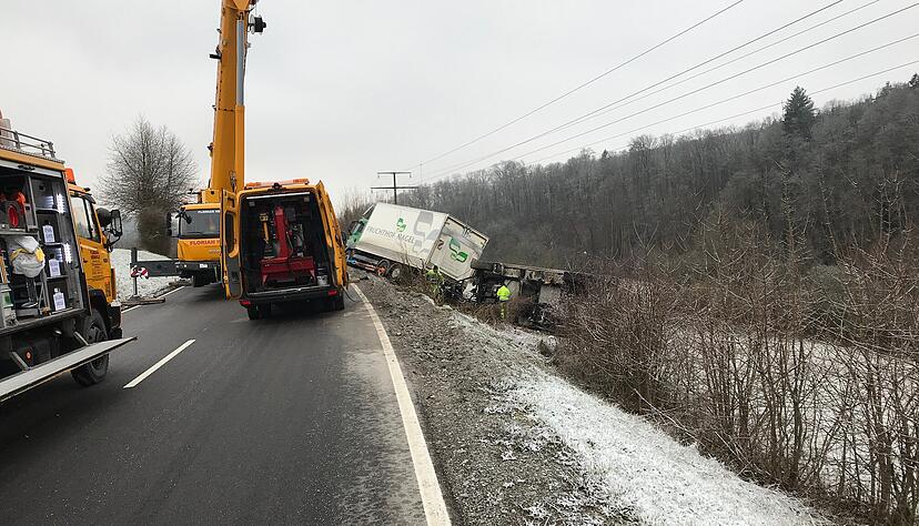 Lkw-Unfall bei M&ouml;ckm&uuml;hl