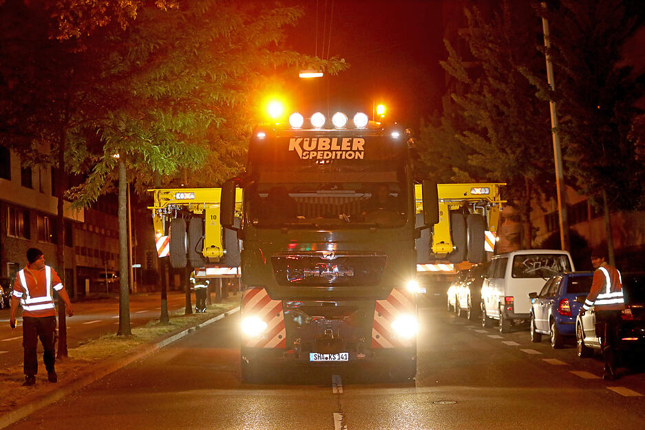 Schwertransport durch Heilbronn