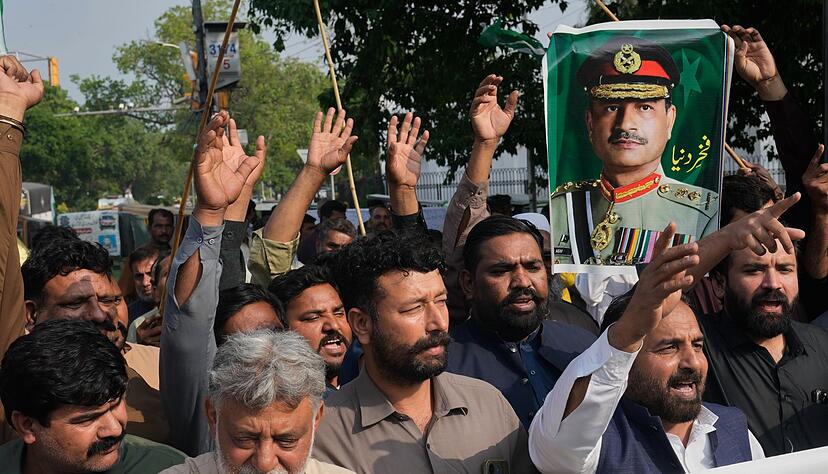 Pakistans Armeechef, Feldmarschall Asim Munir, verbindet eine enge Beziehung mit US-Präsident Donald Trump. (Archivbild) Pakistans Armeechef, Feldmarschall Asim Munir, verbindet eine enge Beziehung mit US-Präsident Donald Trump. (Archivbild)