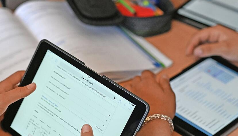 An vielen Schulen kommt künstliche Intelligenz zum Einsatz. An vielen Schulen kommt künstliche Intelligenz zum Einsatz.