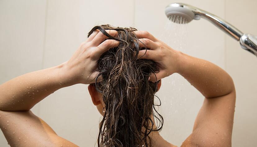 Untersuchung der «Öko-Test»: Von insgesamt 15 festen Conditionern haben 10 mit «sehr gut» abgeschnitten. Untersuchung der «Öko-Test»: Von insgesamt 15 festen Conditionern haben 10 mit «sehr gut» abgeschnitten.