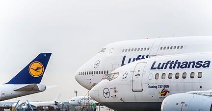 Wegen der gravierenden IT-Panne bei der Lufthansa leitet die Deutsche Flugsicherung Flugzeuge nicht mehr zum Flughafen Frankfurt.