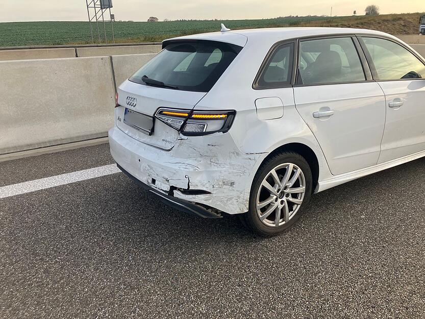 Auf der A6 entstand am Donnerstag ein langer Stau. Die Polizei hatte die Autobahn nach einem Unfall mit vier beteiligten Autos voll gesperrt.