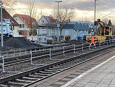 Die Baustelle in Walheim bringt den ohnehin anf&auml;lligen Bahnverkehr im Neckartal v&ouml;llig durcheinander.