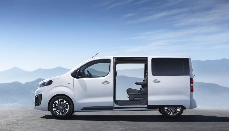 Typisch f&uuml;r alle Kleinbus-Modelle sind die Schiebet&uuml;ren. Auch beim Opel Zafira sind sie nun zu finden.