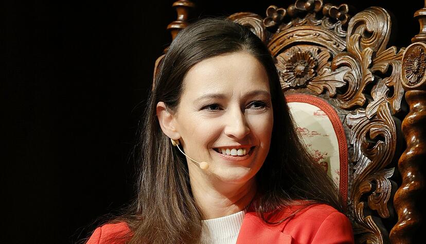 „Sie können nicht anders“, tippt RTL-Anchorwoman Pinar Atalay bei der nächsten Bundestagswahl auf eine erneute Große Koalition.