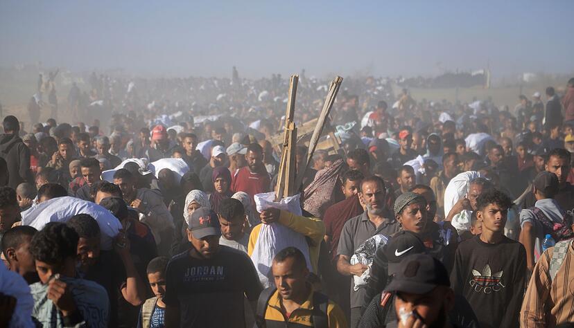 T&ouml;dliche Zwischenf&auml;lle mit Dutzenden Toten r&uuml;cken die neue Hilfeverteilung in Gaza in ein schiefes Licht. (Archivbild)