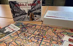 "A N&auml;sle hann" ist ein Brettspiel, bei dem ein Dieb quer durch Heilbronn verfolgt wird.