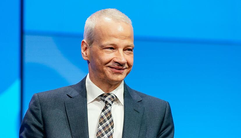 Der Chemieriese BASF will sich mehr auf sein Kerngeschäft konzentrieren. Das hat Folgen für einzelne Sparten. Der Chemieriese BASF will sich mehr auf sein Kerngeschäft konzentrieren. Das hat Folgen für einzelne Sparten.