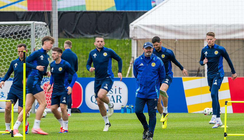 Öffentliches Training der schottischen Mannschaft am Montag in Garmisch-Partenkirchen.