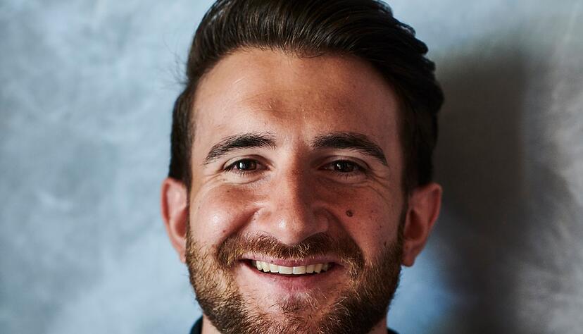 Marco Campanella ist Chefkoch im Restaurant «La Brezza» im Hotel Eden Roc in Ascona. Er hat sich zwei Michelin-Sterne erkocht und wurde «Koch des Jahres 2025» im Guide GaultMillaus. Marco Campanella ist Chefkoch im Restaurant «La Brezza» im Hotel Eden Roc in Ascona. Er hat sich zwei Michelin-Sterne erkocht und wurde «Koch des Jahres 2025» im Guide GaultMillaus.