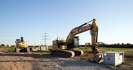 Ab Montag rollen die Maschinen an: Die Bauarbeiten für den Projekt-Campus in Bad Friedrichshall können beginnen. Ab Montag rollen die Maschinen an: Die Bauarbeiten für den Projekt-Campus in Bad Friedrichshall können beginnen.