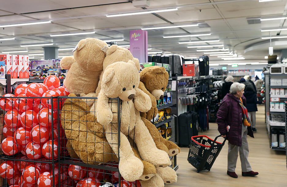 Der zweite Heilbronner Woolworth-Store hat am Donnerstagmorgen auf einer 1300 Quadratmeter gro&szlig;en Fl&auml;che im Wollhauszentrum er&ouml;ffnet.