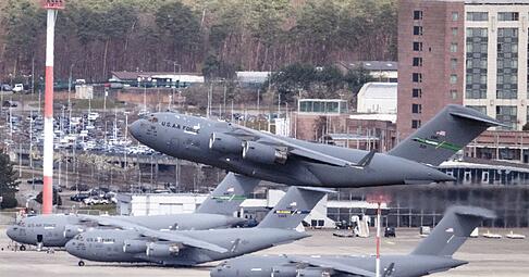 Die US-Airbase in Ramstein ist die zentrale Luftdrehscheibe f&uuml;r Europa und den Nahen Osten. (Archivbild)