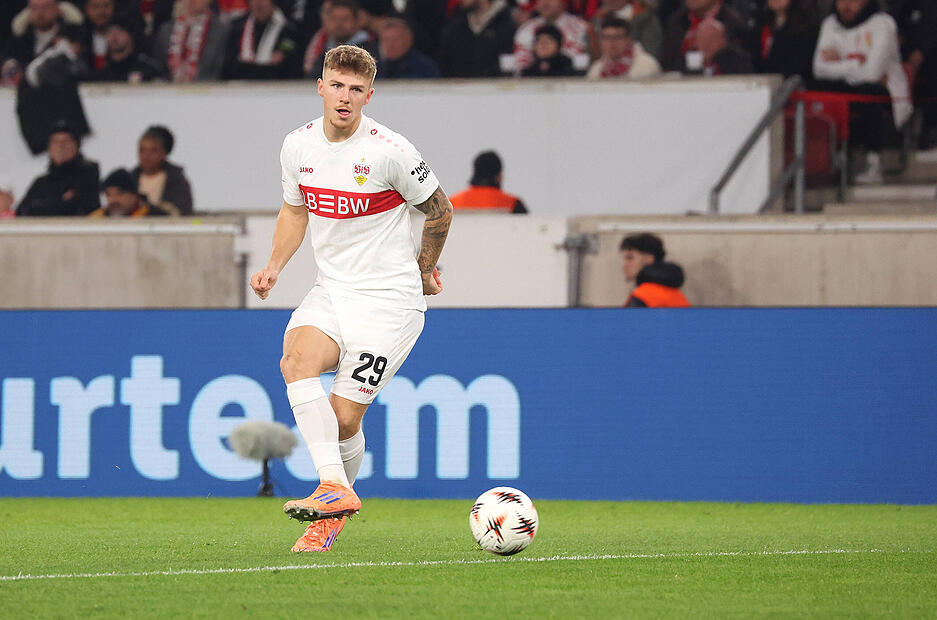 Finn Jeltsch: Eine gute Rettungstat in Halbzeit eins. Sonst kaum gefordert von offensivschwachen Israelis. Note: 3 Finn Jeltsch: Eine gute Rettungstat in Halbzeit eins. Sonst kaum gefordert von offensivschwachen Israelis. Note: 3