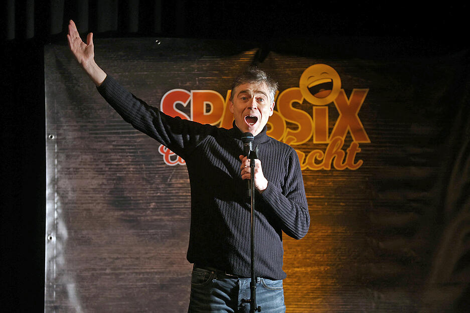Henning Schmidtke bei der Spassix-Comedy-Nacht im Brauhaus Neckarsulm. Henning Schmidtke bei der Spassix-Comedy-Nacht im Brauhaus Neckarsulm.