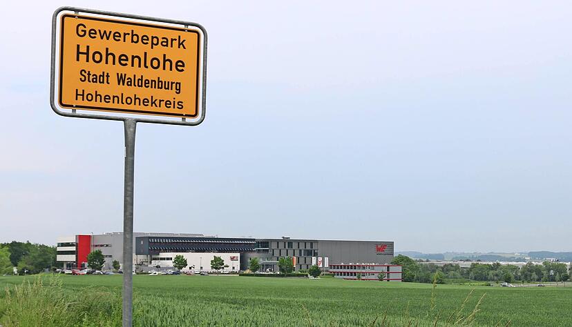 Das Wachstum des Gewerbeparks ist nicht unumstritten: Bedenken der Kritiker spiegeln sich auch in den Stellungnahmen zum Areal "Hohebuch I" wider.
Foto: Archiv/Reichert Das Wachstum des Gewerbeparks ist nicht unumstritten: Bedenken der Kritiker spiegeln sich auch in den Stellungnahmen zum Areal "Hohebuch I" wider.
Foto: Archiv/Reichert