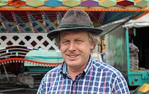 Joachim Kritz betreibt Karrussells. Er sorgt sich um das Geschäft. Foto: Kilian Krauth Joachim Kritz betreibt Karrussells. Er sorgt sich um das Geschäft. Foto: Kilian Krauth