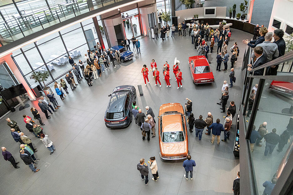 Jenem spontanen Marsch von rund 7000 Audi-Beschäftigten, die damit erfolgreich gegen die bereits beschlossene Schließung des Neckarsulmer Werks protestiert hatten.