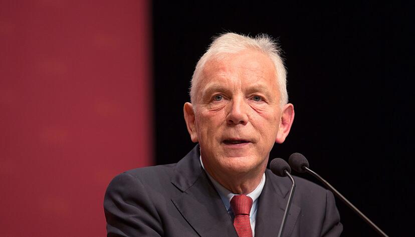 Oberbürgermeister Harry Mergel. Oberbürgermeister Harry Mergel.