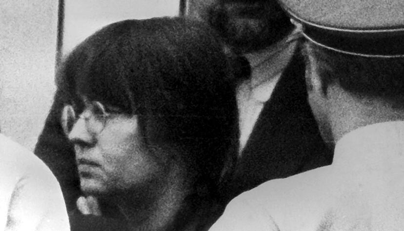 Noch vor dem Ende des Prozesses begeht Ulrike Meinhof in ihrer Zelle Selbstmord. (Archivbild)