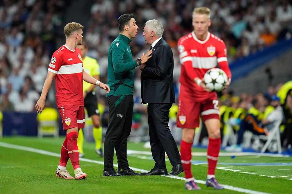 Das Spiel hatte auch hitzige Szenen. Reals-Startrainer Carlo Ancelotti sah Gelb.