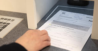 Wer Unterlagen und Anträge beim Jobcenter von Stadt und Landkreis Heilbronn abgeben möchte, kann diese digital scannen. Die drei Stationen kommen vom IT-Dienstleister Bechtle in Neckarsulm.