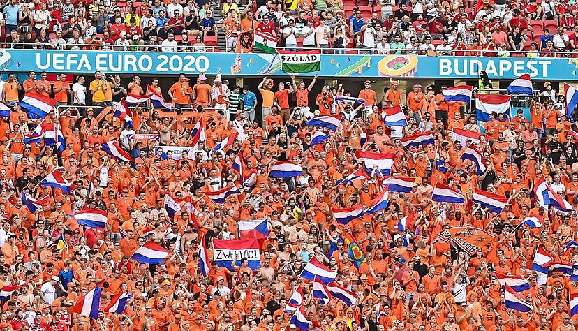 Die erste paneuropäische Europameisterschaft musste fast zwangsläufig zum Turnier der Widersprüche werden. Fotos: Robert Michael