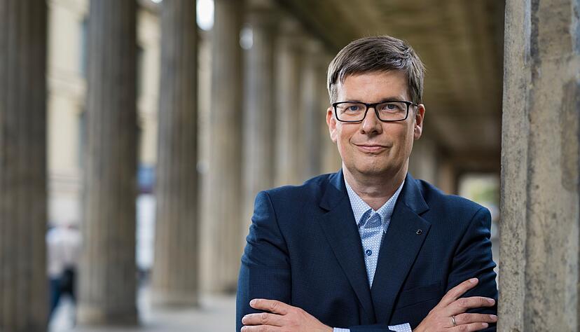 Matthias Anbuhl ist Vorstandsvorsitzender des Deutschen Studierendenwerks (DSW). Matthias Anbuhl ist Vorstandsvorsitzender des Deutschen Studierendenwerks (DSW).