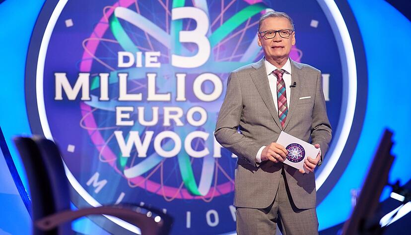 Moderator Günther Jauch lädt bei der RTL-Quizshow «Wer wird Millionär?" zur "3-Millionen-Euro-Woche". Moderator Günther Jauch lädt bei der RTL-Quizshow «Wer wird Millionär?" zur "3-Millionen-Euro-Woche".