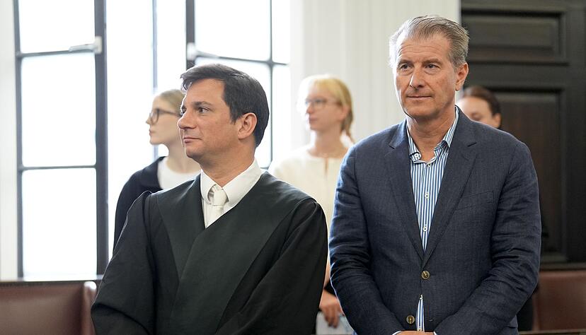 Blocks-Ex-Mann Stephan Hensel und sein Anwalt. Blocks-Ex-Mann Stephan Hensel und sein Anwalt.