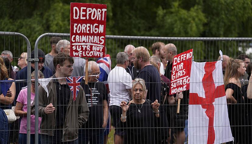 Der Fall eines Asylbewerbers, der eine 14-J&auml;hrige im englischen Epping bel&auml;stigte, wurde zum Anlass f&uuml;r wochenlange Proteste. (Archivfoto)