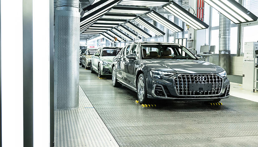 Die Fertigung des aktuellen Audi A8 im Werk Neckarsulm läuft in der zweiten Jahreshälfte 2026 aus. Die Fertigung des aktuellen Audi A8 im Werk Neckarsulm läuft in der zweiten Jahreshälfte 2026 aus.