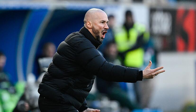 Die TSG 1899 Hoffenheim mit Coach Christian Ilzer muss in der Europa League gegen Tottenham Hotspur ran.