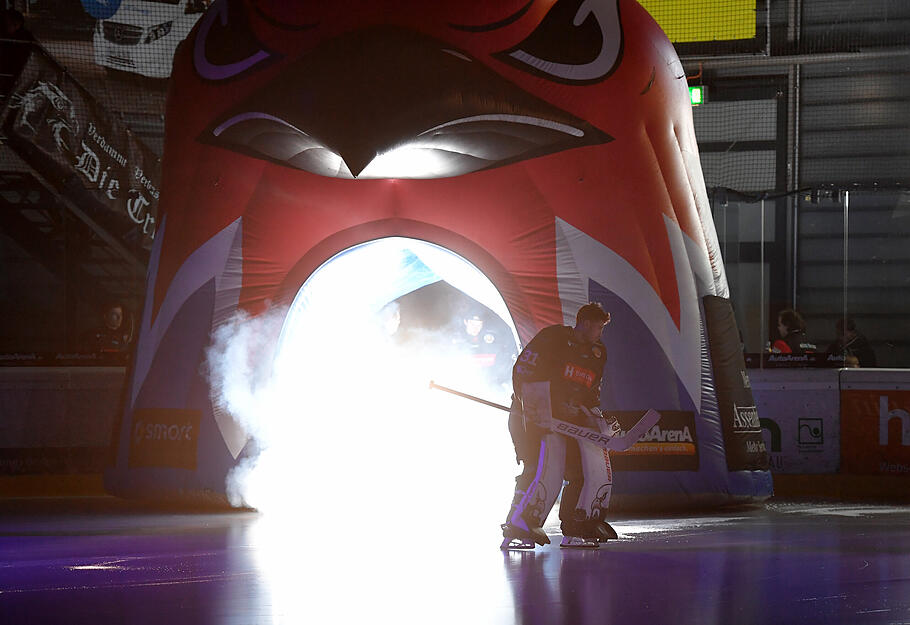 Die Heilbronner Falken starten in die Playoffs. Die Heilbronner Falken starten in die Playoffs.