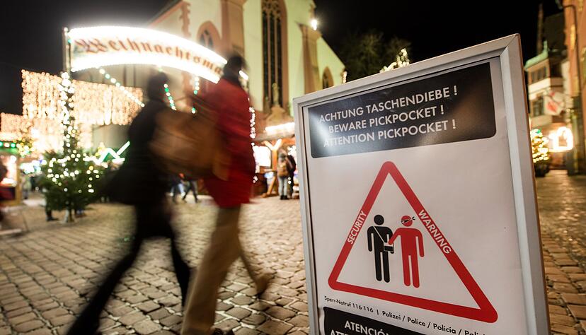 Die Zahl der Taschendiebstähle geht seit Jahren zurück. Die Zahl der Taschendiebstähle geht seit Jahren zurück.